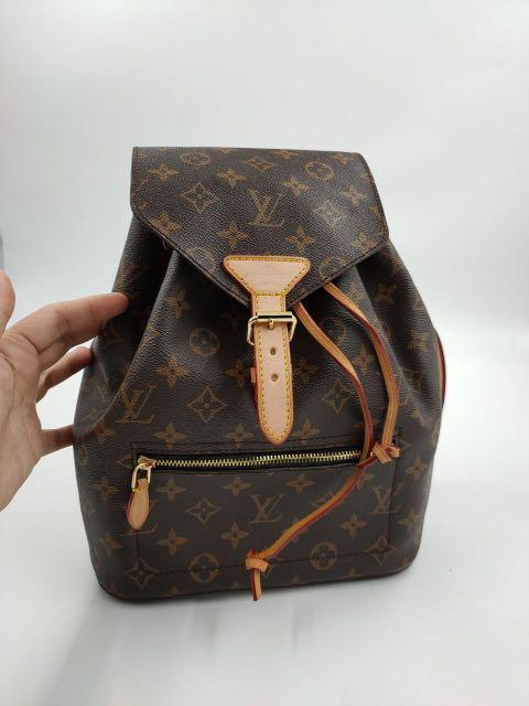 Lv Backpack Luxury Bags Wallets On Carousell - lv bag with chains roblox