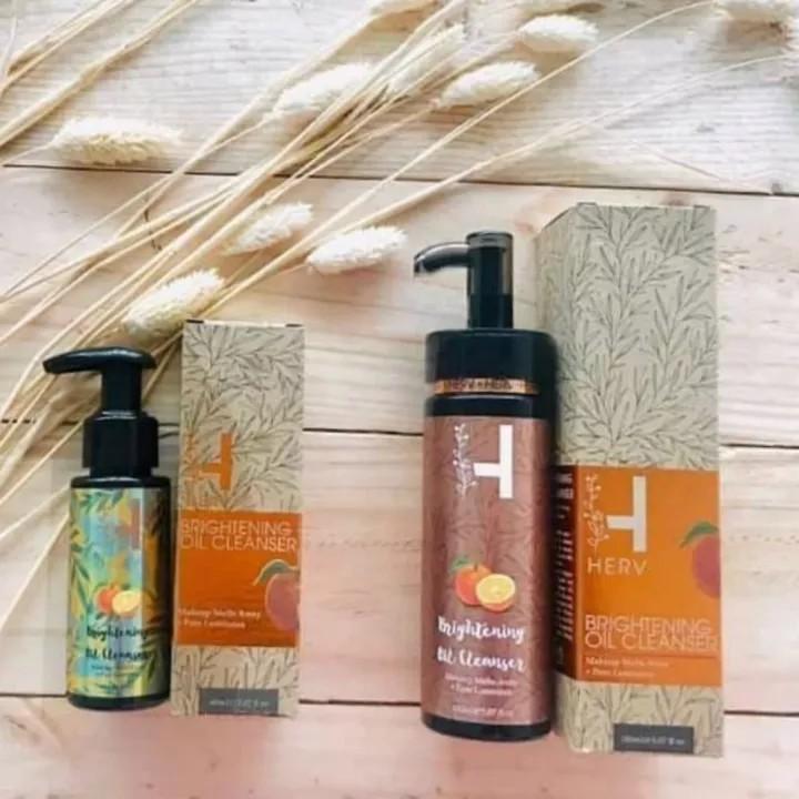 brightening oil cleanser
