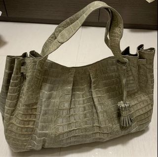 （分類：）位於 。 由 pgchu 提交（商品編號 1041106441，圖片 1）。簡介： 。