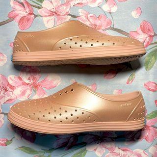 rose gold native shoes