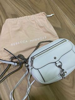 (Category: ) located in . Submitted by weenee_preloved (Listing ID 1041018541, Image 1). Description: .