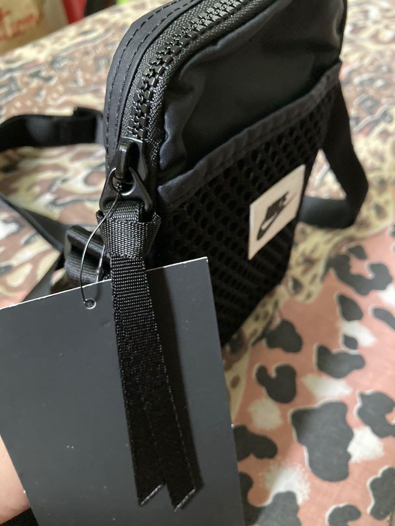 Nike air sales smit crossbody bag