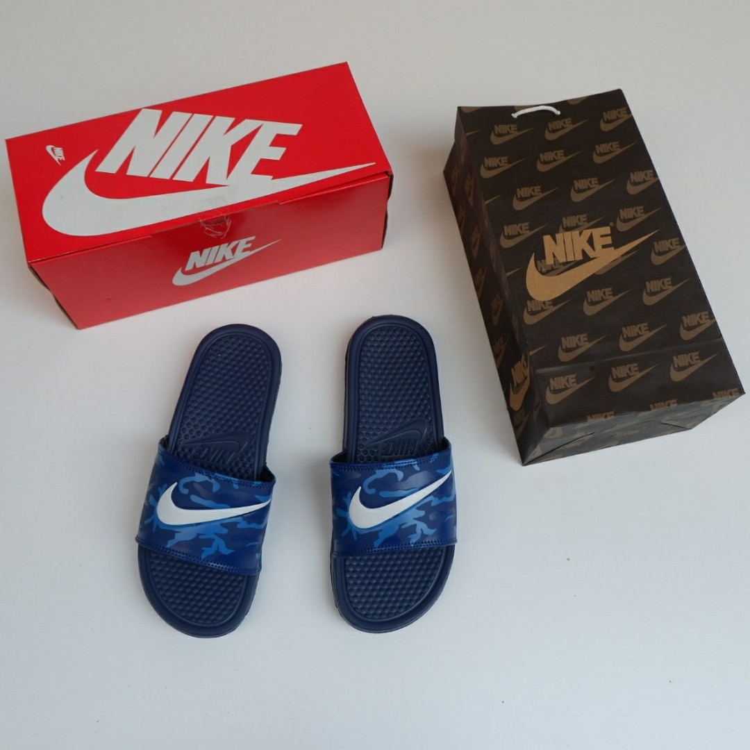 nike benassi camo
