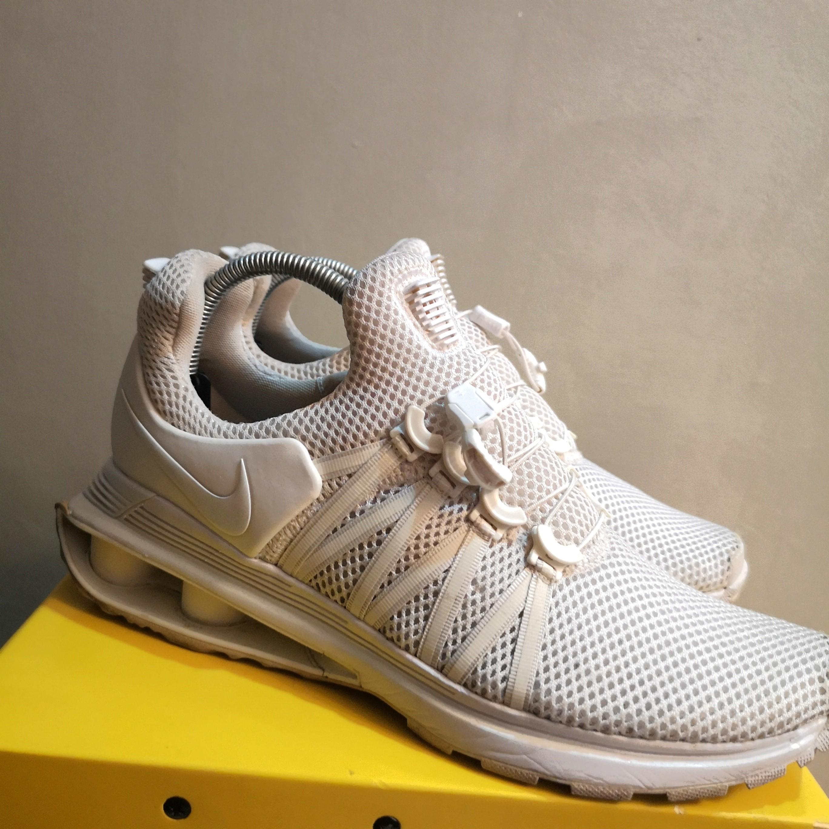 Nike shox gravity sale men's