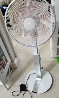 （分類：）位於 。 由 kevinjupiter 提交（商品編號 1040958010，圖片 1）。簡介： 。