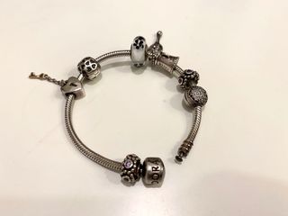 （分類：）位於 。 由 wingyw 提交（商品編號 1041060876，圖片 1）。簡介： 。