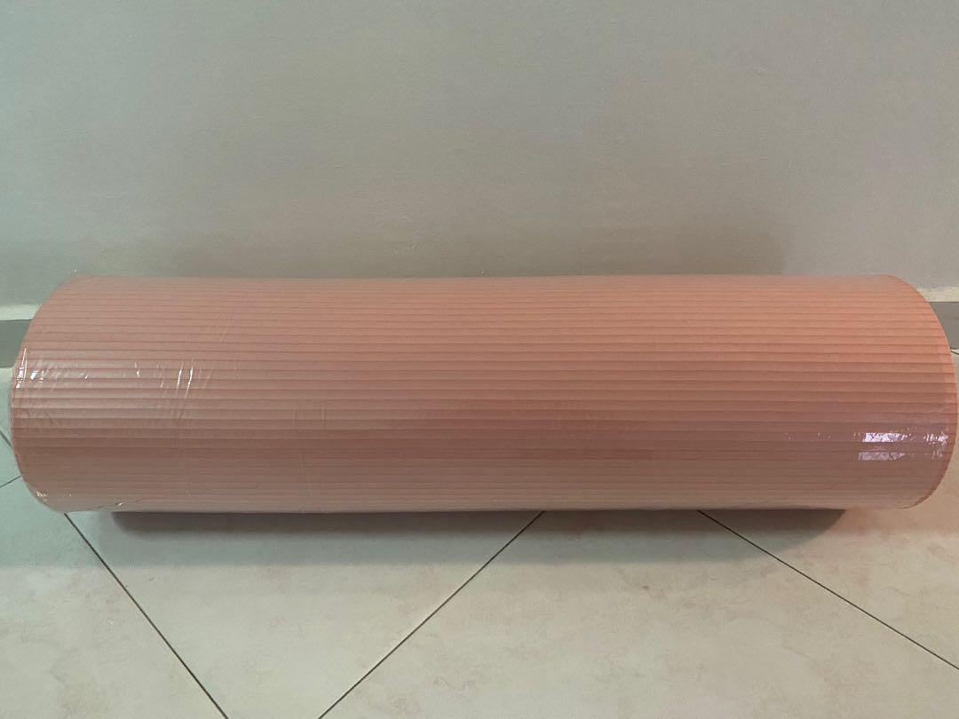Plush Yoga Mat 2cm thick, Sports Equipment, Exercise & Fitness