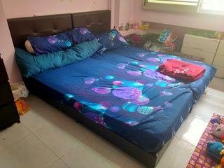 (Category: ) located in . Submitted by qlady (Listing ID 1040964231, Image 1). Description: .