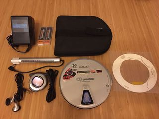 （分類：）位於 。 由 vintage_monster 提交（商品編號 1041120854，圖片 1）。簡介： 。