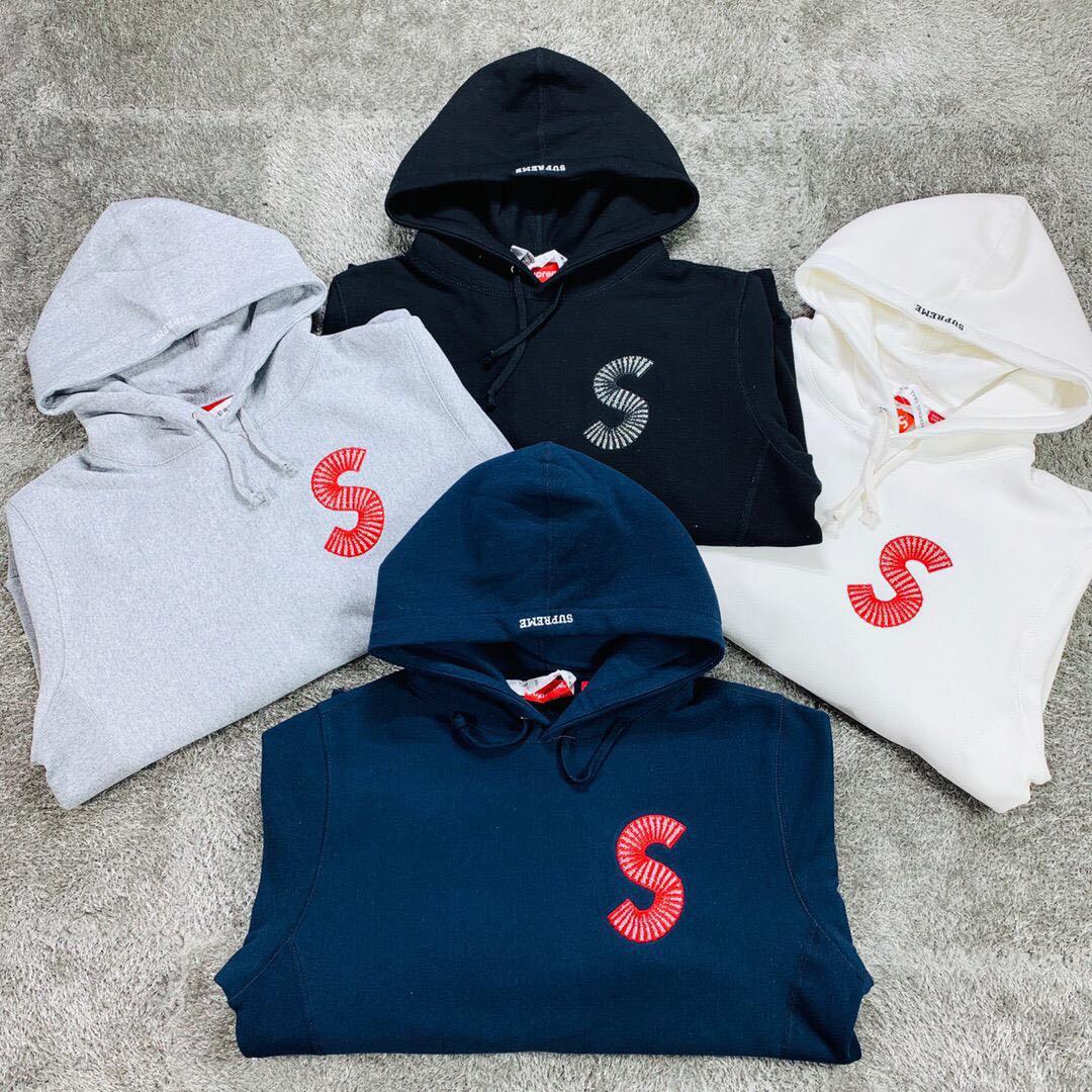 Supreme S Logo Hooded Sweatshirt, 男裝, 上身及套裝, 衛衣- Carousell