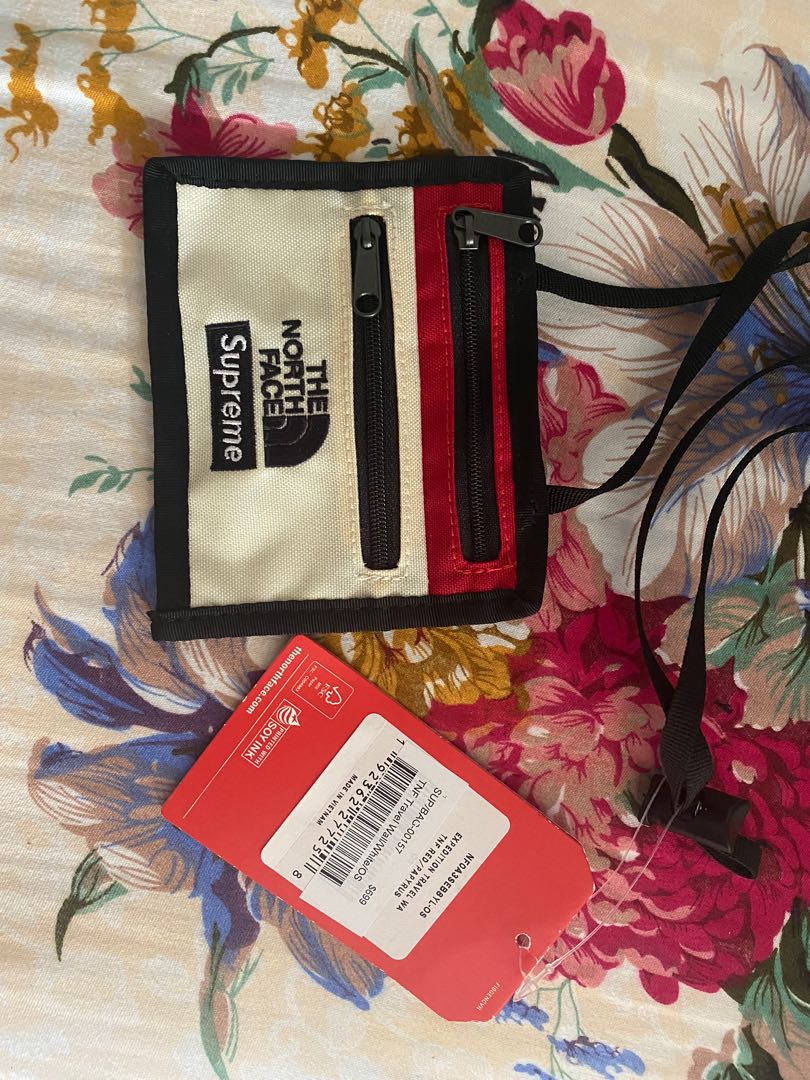 supreme x the north face expedition travel wallet