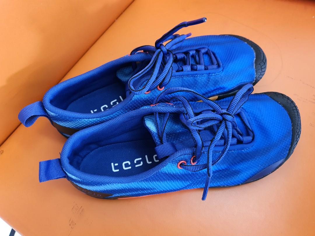 Tesla Sports Running Shoes high quality Light weight Trekking shoes MODEL 13.TF BK32 SIZE 255 COLOR BRD Men s Fashion Activewear on Carousell