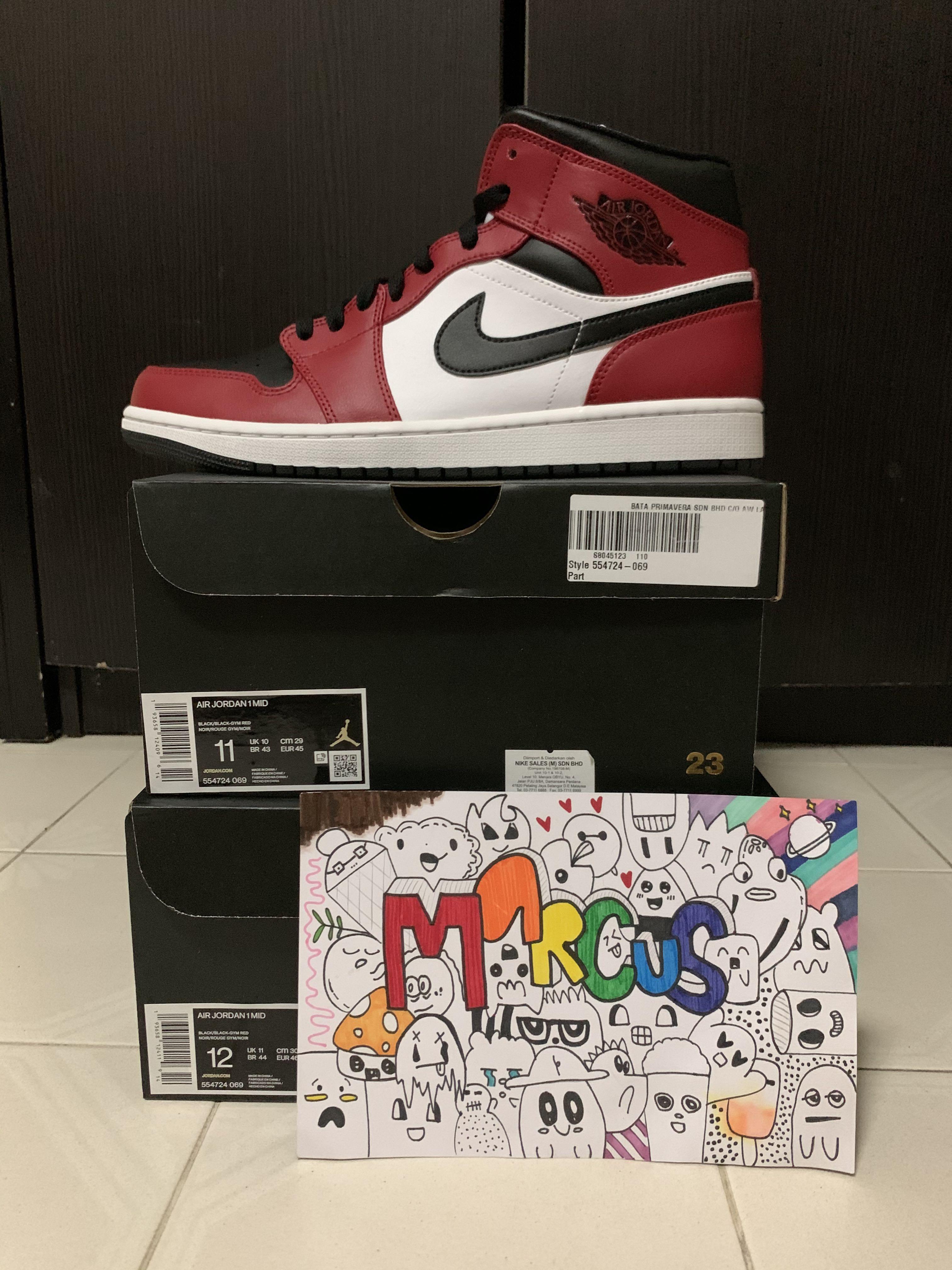Air Jordan 1 Mid Chicago