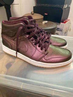 Air Jordan 1 s Nouveau Burgundy