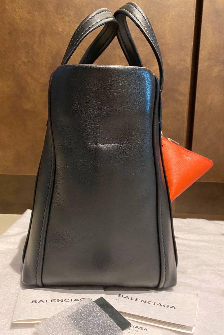 Free Celine bag charm Balenciaga Laundry Capas XS tote