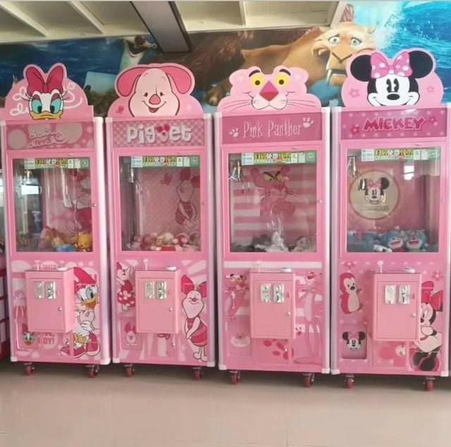 Claw machine arcade taiwan (Category: Designer & Blind Box Toys) located in Manila. Submitted by patsamtanong2772 (Listing ID 1041354991, Image 1). Description: claw machine taiwan 45k claw machine china 35k claw premium 65k.