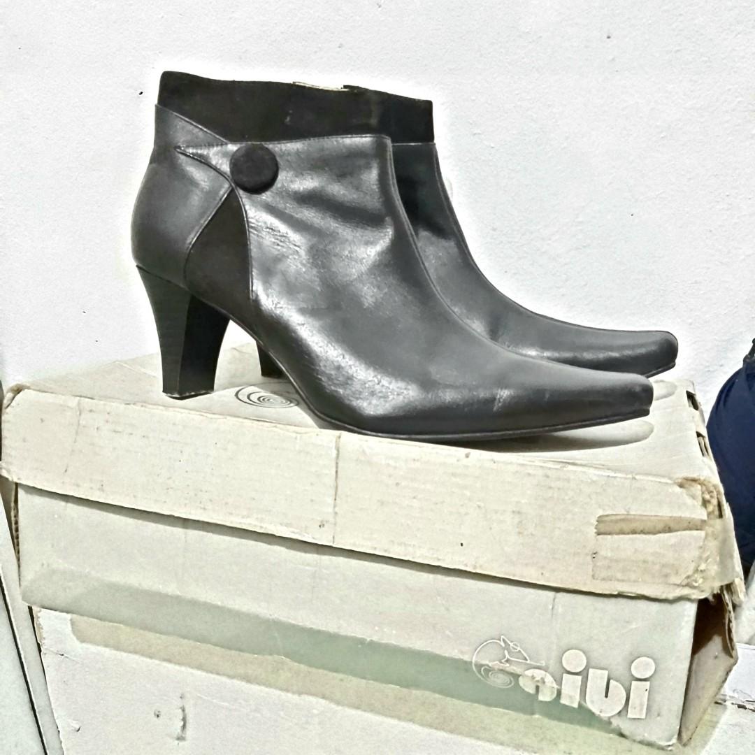 GIBI ankle boots / black leather / SIZE 