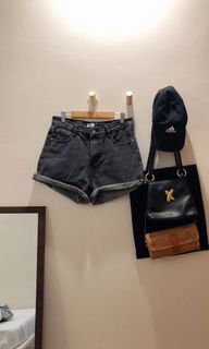 (Category: ) located in . Submitted by projectdeclutter_mnl (Listing ID 1041255385, Image 1). Description: .