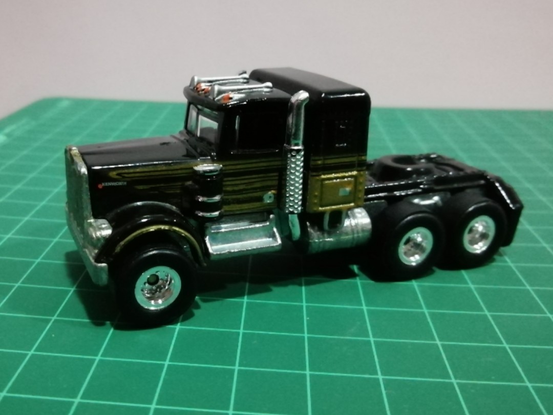 hot wheels kenworth