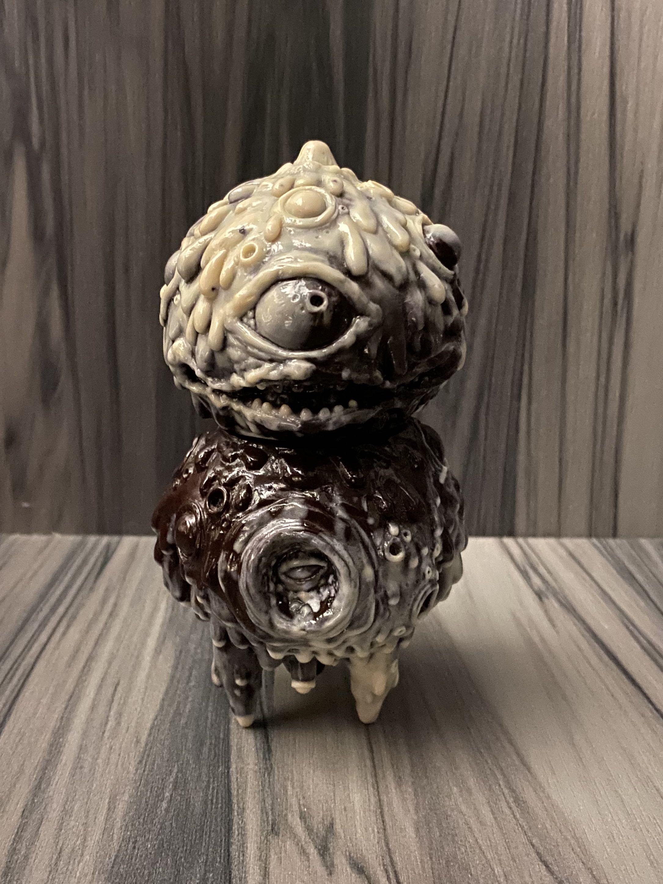 Kaijutan mimimonster marbled sofubi 搪膠邪膠黑白混素, 興趣及遊戲 