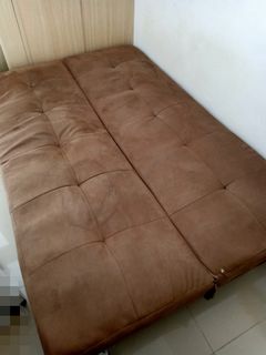 (Category: ) located in . Submitted by toocell (Listing ID 1041309020, Image 1). Description: .