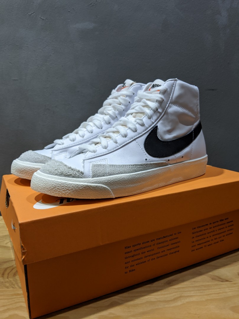 Nike Blazer Mid '77 trainers in white 