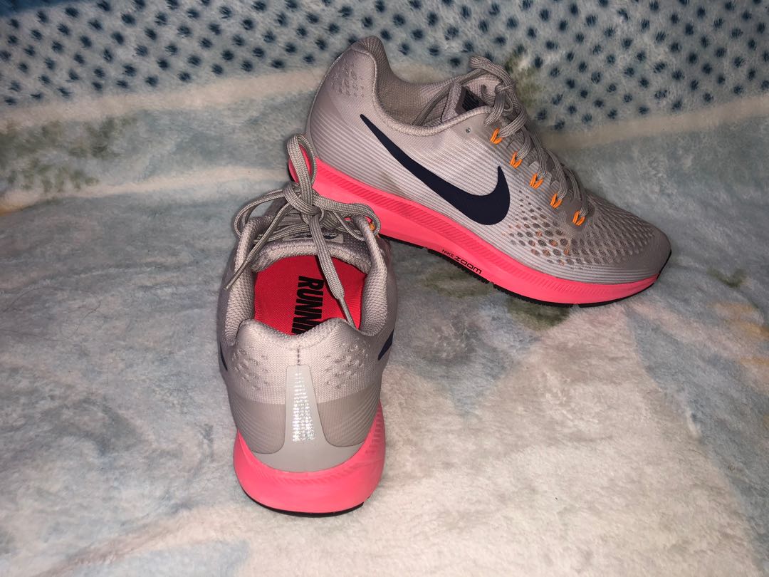 nike zoom pegasus original