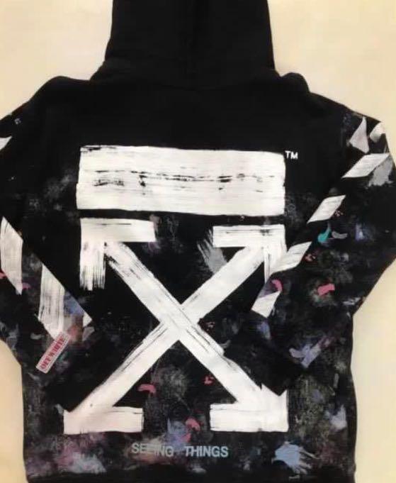 Off white （分類：外套及戶外衣服）位於 Hong Kong。 由 lockj56 提交（商品編號 1041366056，圖片 6）。簡介： 80%new 可議。