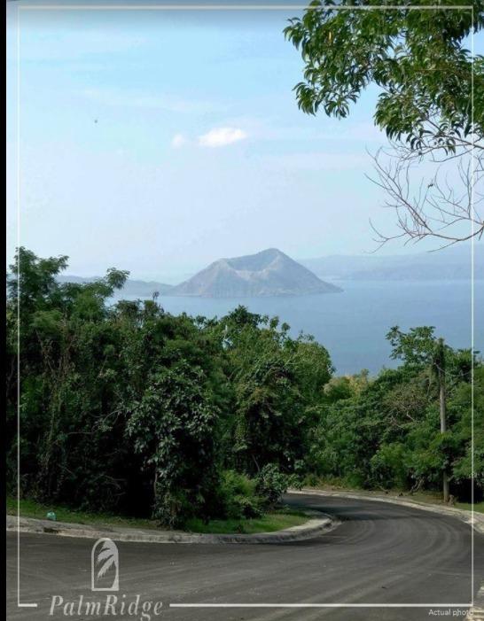 Palm Ridge Pointe Tagaytay (Category: Lot) located in Manila. Submitted by annfoley (Listing ID 1041420524, Image 1). Description: Selling a prime lot with a view of Taal. 10 minutes from Tagaytay. Subdivision has a Club House, managed by GERI Resorts and with access from both Batangas and Tagaytay. 432sqm. .