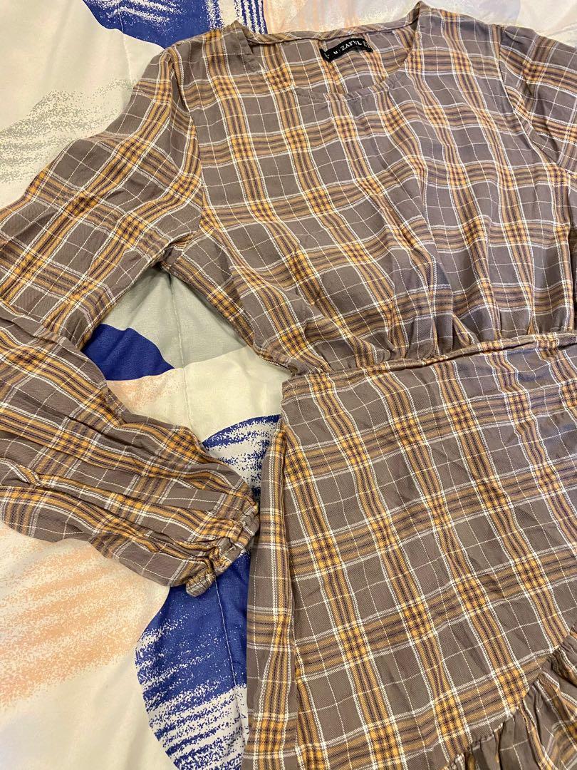 Plaid Long sleeves Dress (Category: Dresses) located in Manila. Submitted by macy_s (Listing ID 1041299083, Image 3). Description: So chic! Perfect for any occasion! Fits small to medium.