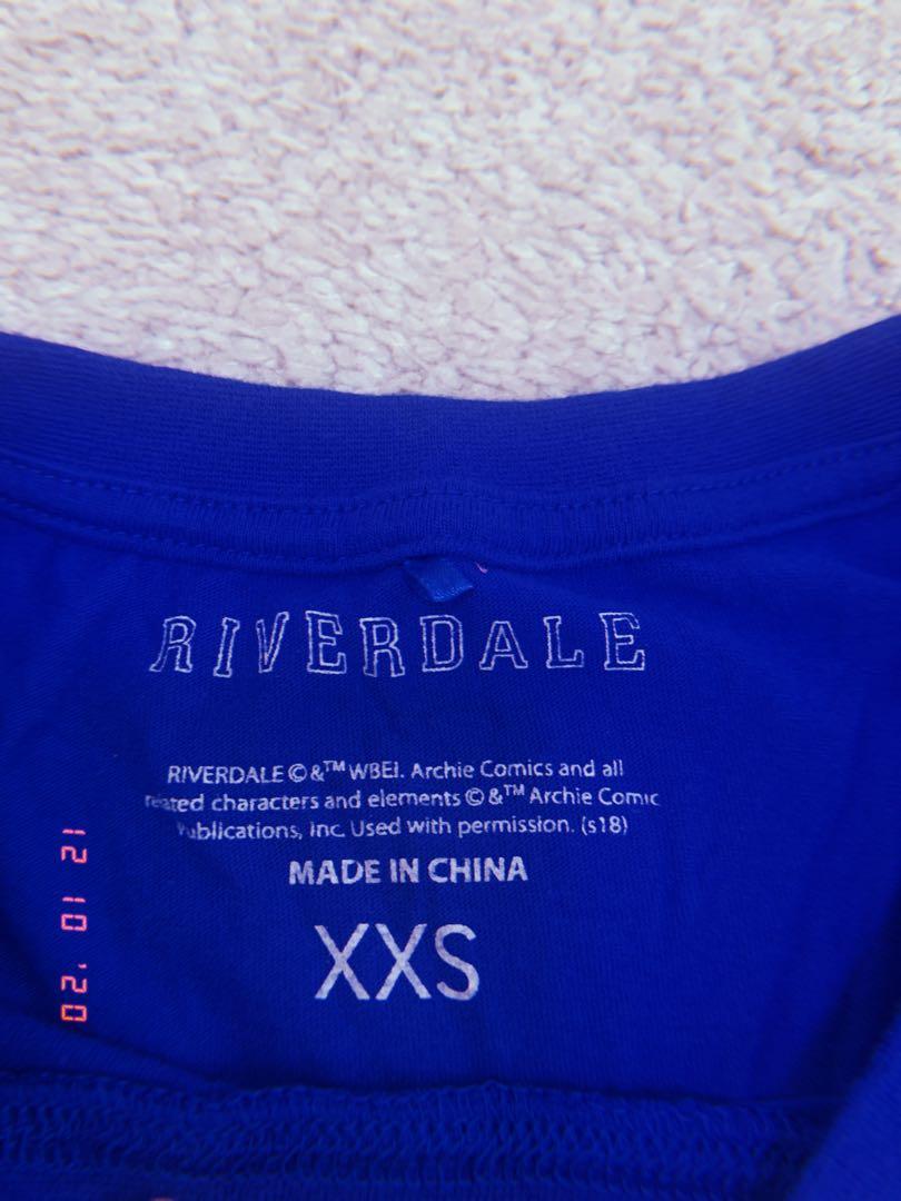 River Vixens Crop Top Riverdale Women S Fashion Clothes Tops On Carousell