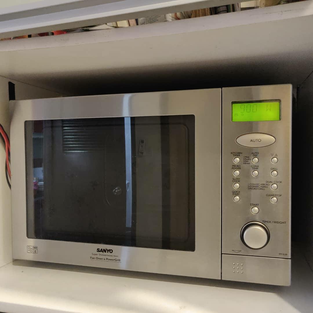 Sanyo Microwave Oven 900w Kitchen Appliances On Carousell