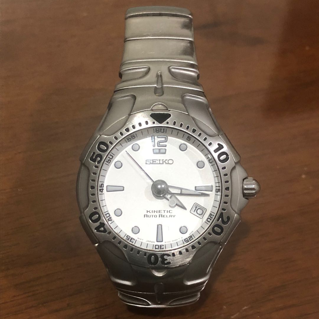 Seiko kinetic auto relay watch top