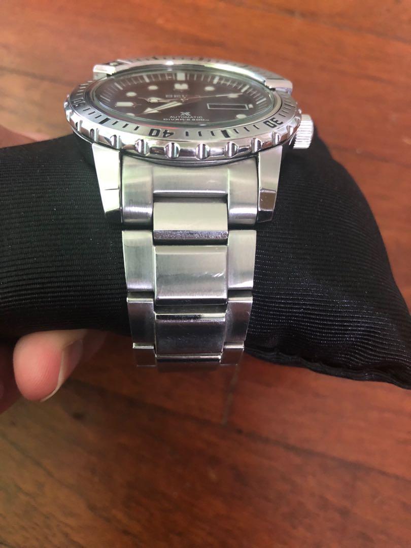 Seiko SRP585