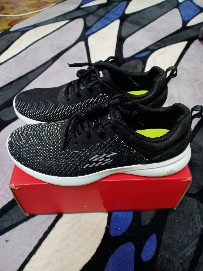 kasut sport skechers