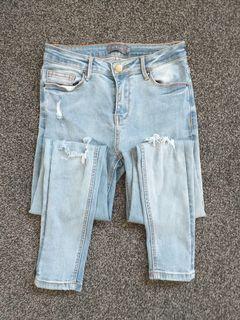 Skinny jeans