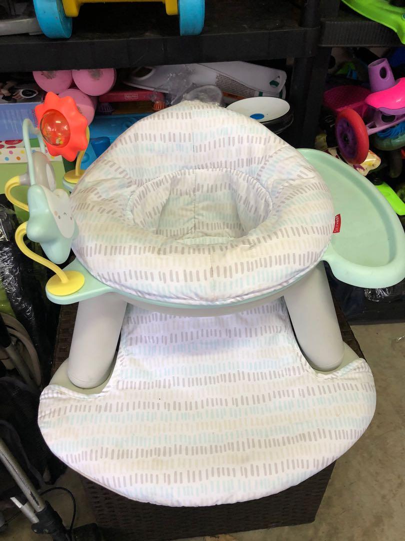 skip hop floor seat