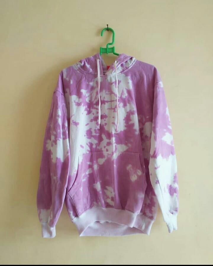 Sweater hoodie tie dye, Fesyen Wanita 