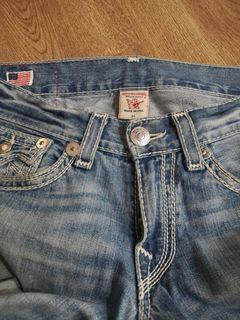 TRUE RELIGION JEANS AUTHENTIC SIZE 31