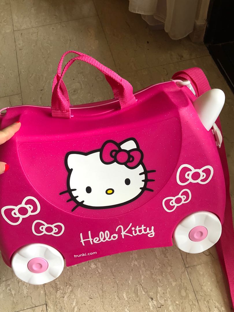 hello kitty trunki