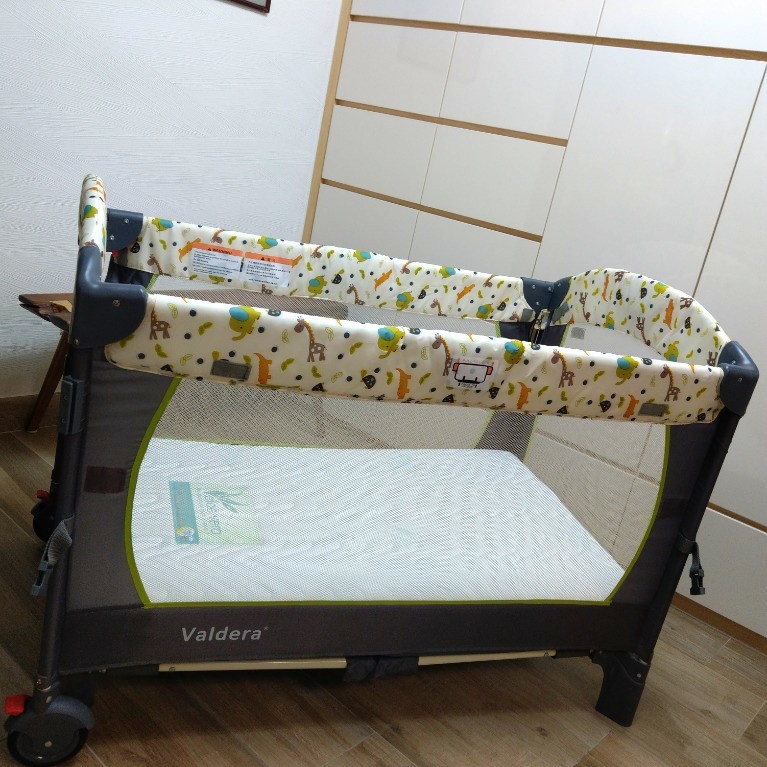 valdera baby cot