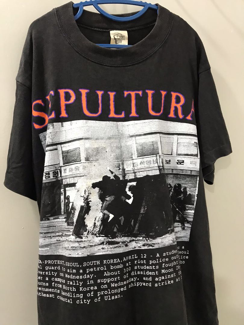 vintage sepultura shirt, Men's Fashion 