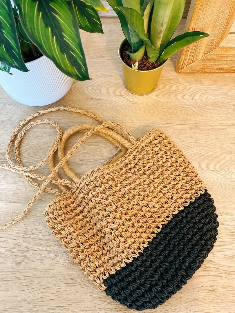 Woven Bag, Women's Fashion, Bags & Wallets, Tote Bags on Carousell
