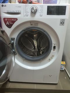 (Category: ) located in . Submitted by boonzy (Listing ID 1041542119, Image 1). Description: .