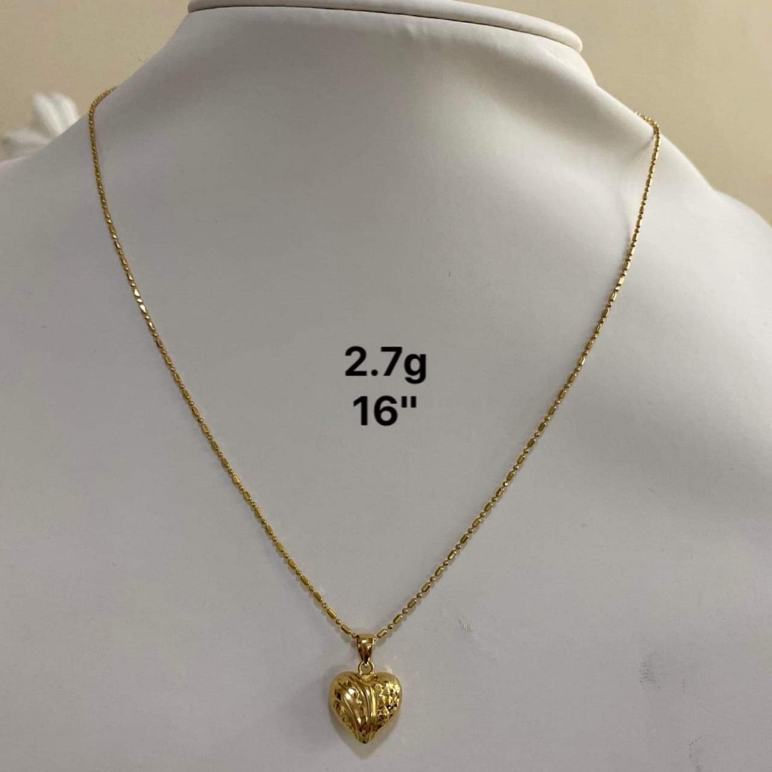 18k gold necklace with heart pendant Clearance