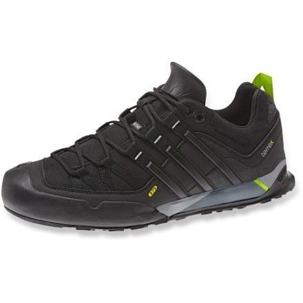 Sepatu adidas on sale terrex solo