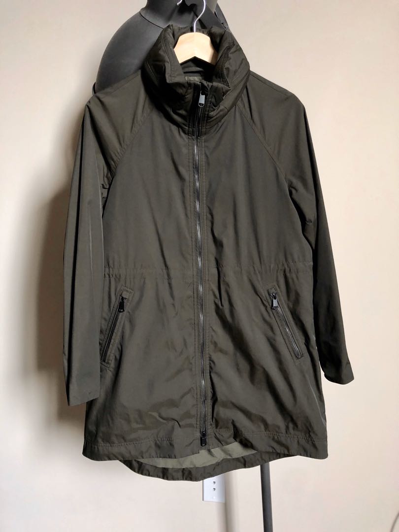 Aritzia raindrop jacket on sale
