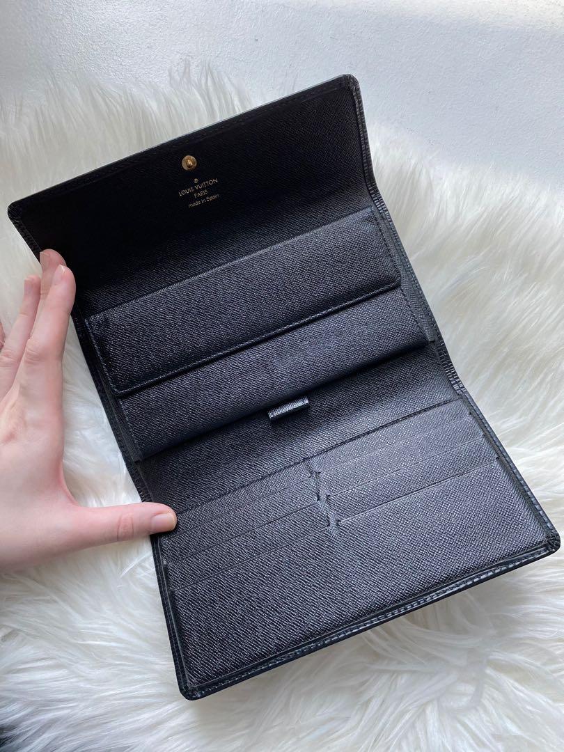 Authentic Classic Black Luxury Wallet (Category: Luxury Bags & Wallets) located in Makati City. Submitted by cindiorella (Listing ID 1041562859, Image 3). Description: 100% guaranteed authentic All in good-mint condition 🖤 Check my profile for their indiv listings! DM to inquire 💌 .