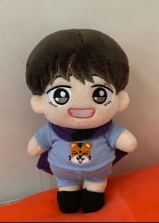 （分類：）位於 。 由 kkwokk_ 提交（商品編號 1041548997，圖片 1）。簡介： 。