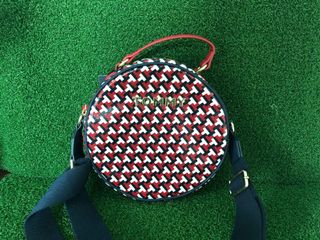 (Category: ) located in . Submitted by ailsie (Listing ID 1041628364, Image 1). Description: .